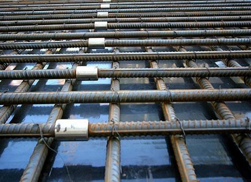 东丽为什么建楼房时，要在钢筋上加一排小圆环？原来作用这么大